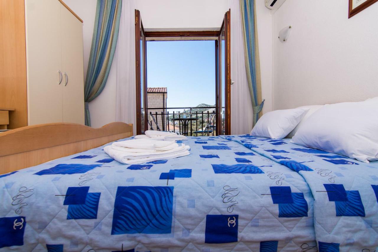 Apartments Jozic Сегет Враница Екстериор снимка