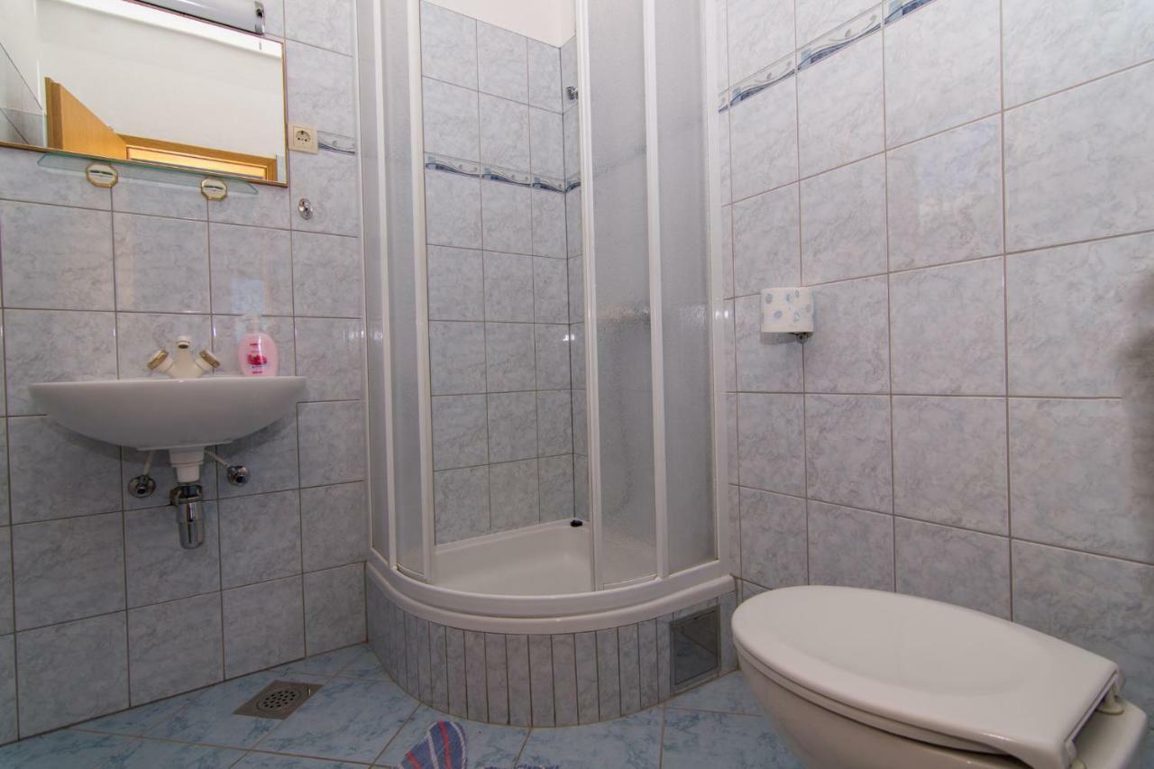 Apartments Jozic Сегет Враница Екстериор снимка