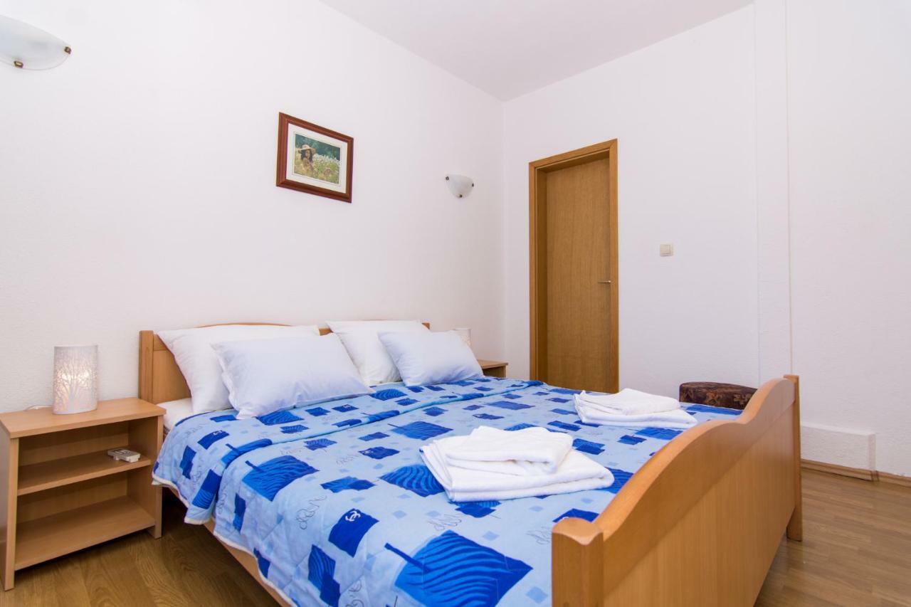 Apartments Jozic Сегет Враница Екстериор снимка
