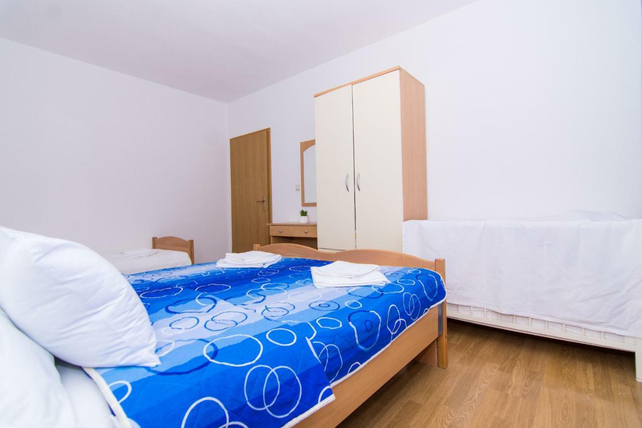 Apartments Jozic Сегет Враница Екстериор снимка